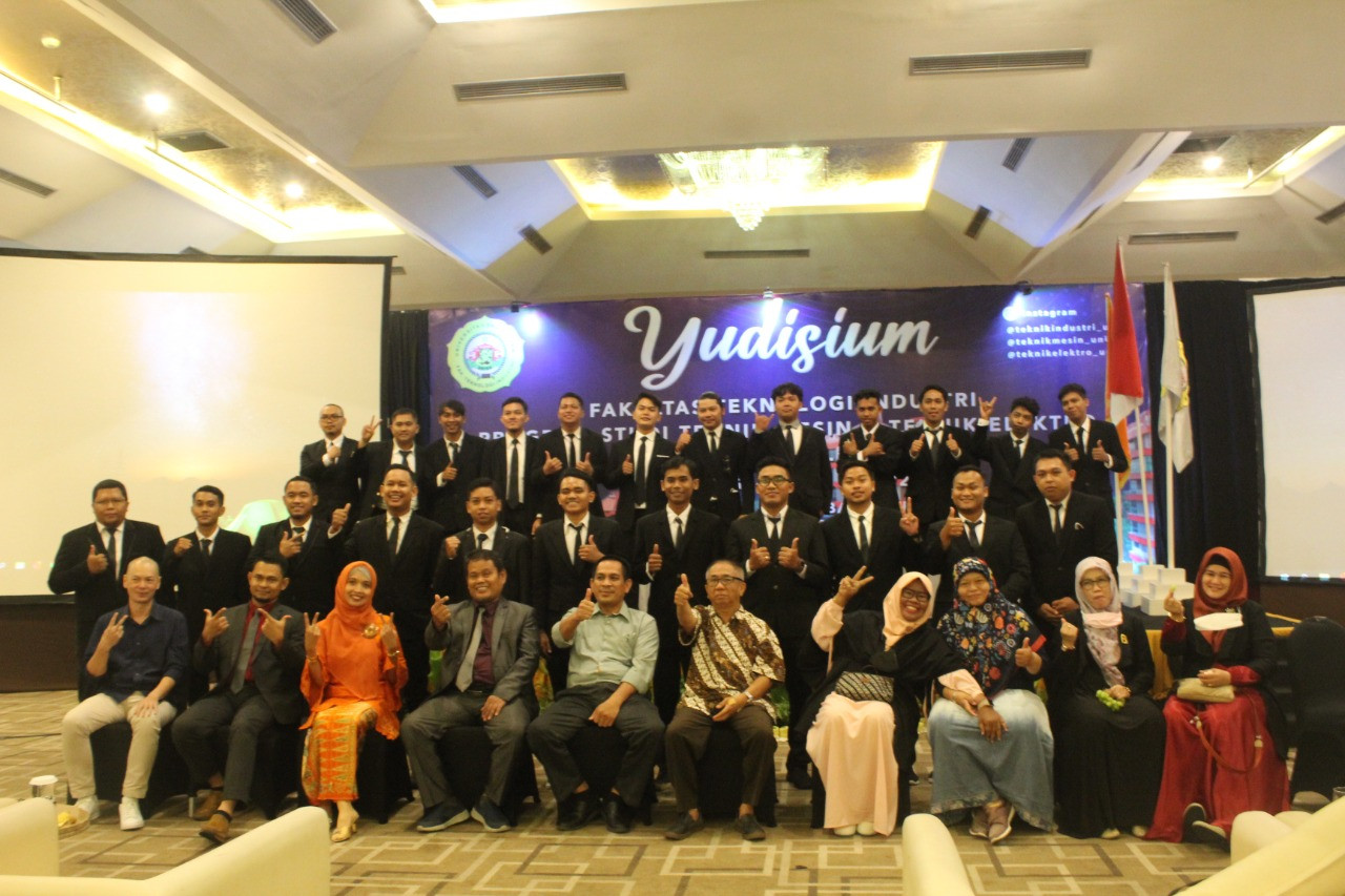 Yudisium Fakultas Teknologi Industri Semester Genap TA 2021-2022